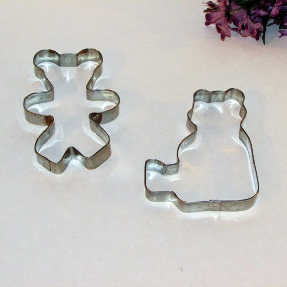 $5 ADD ON - 2 Metal Cookie Cutters Teddy Bear Baby Shower Kid's Party Baking - Picture 2 of 3